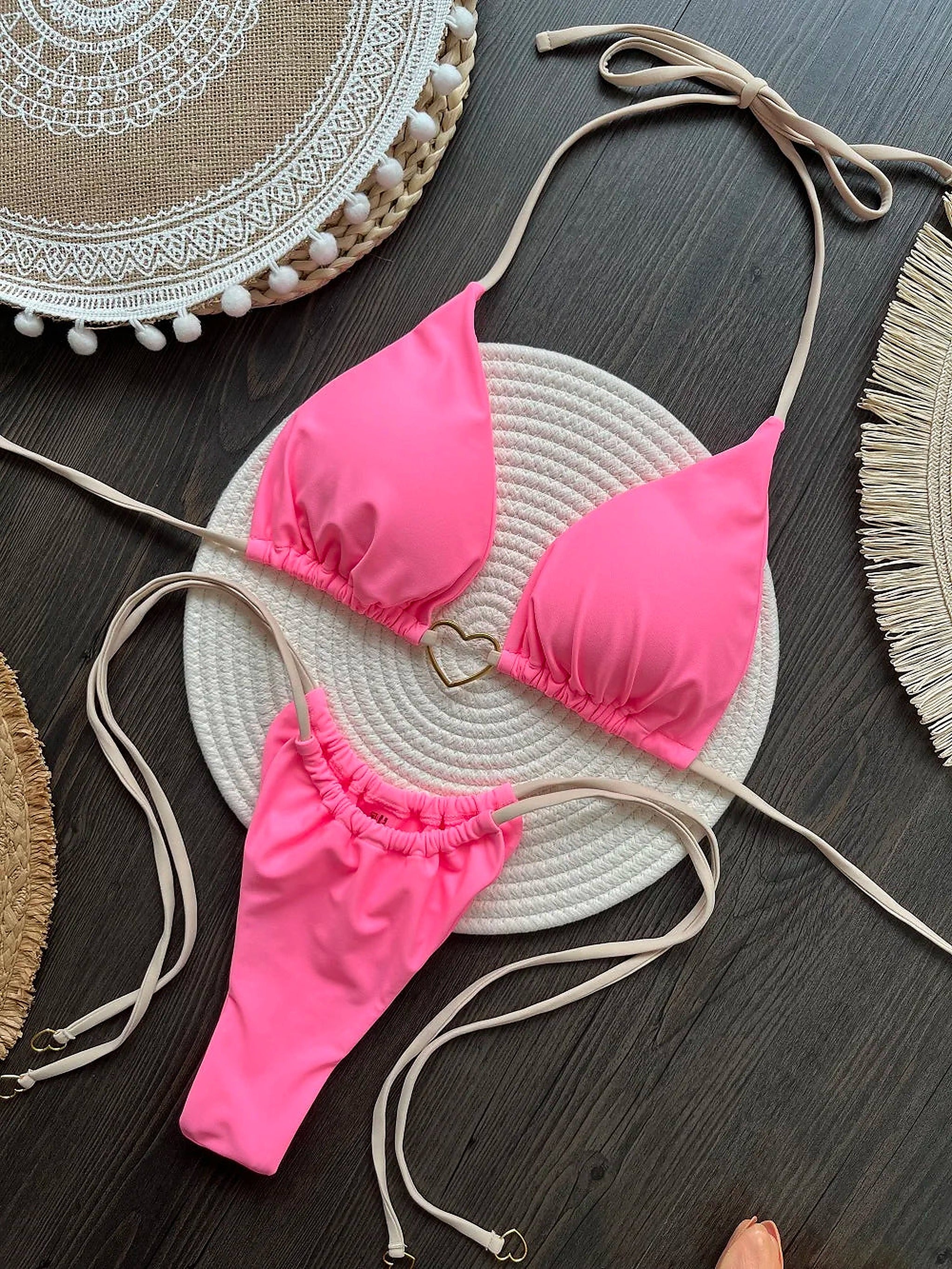 SORAVEA Riviera Heart rosa bikini detaljvy underdel